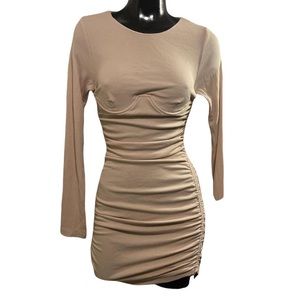 SOLD‼️‼️‼️
Princess Polly bodycon dress